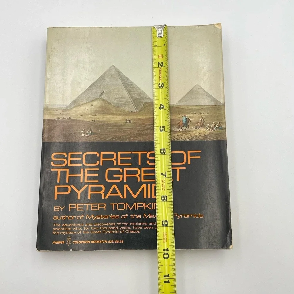 Secrets of the Great Pyramid Peter Tompkins 1978 1st‎ Colophon PB Edition